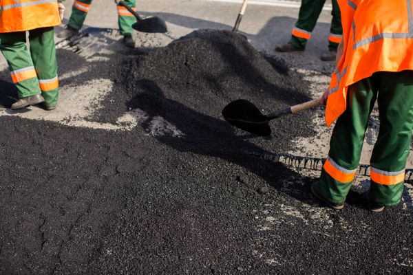 Asphalt Resurfacing in Blue Springs